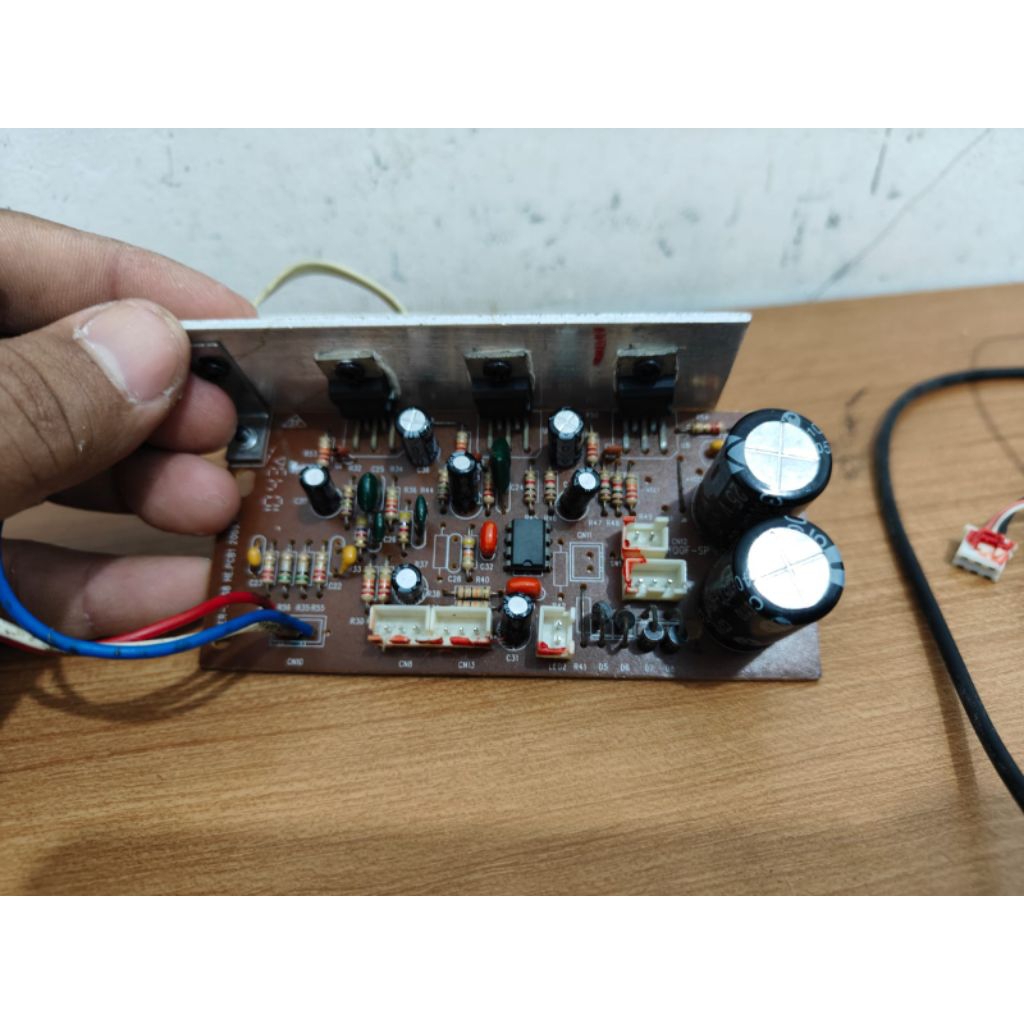 power kit speaker aktif simbadda CST 6200N