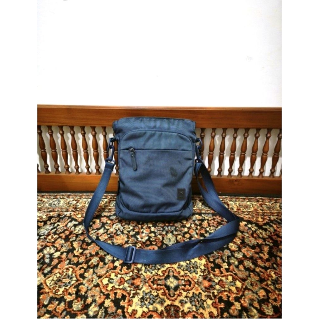 Tas Sling bag millet biru
