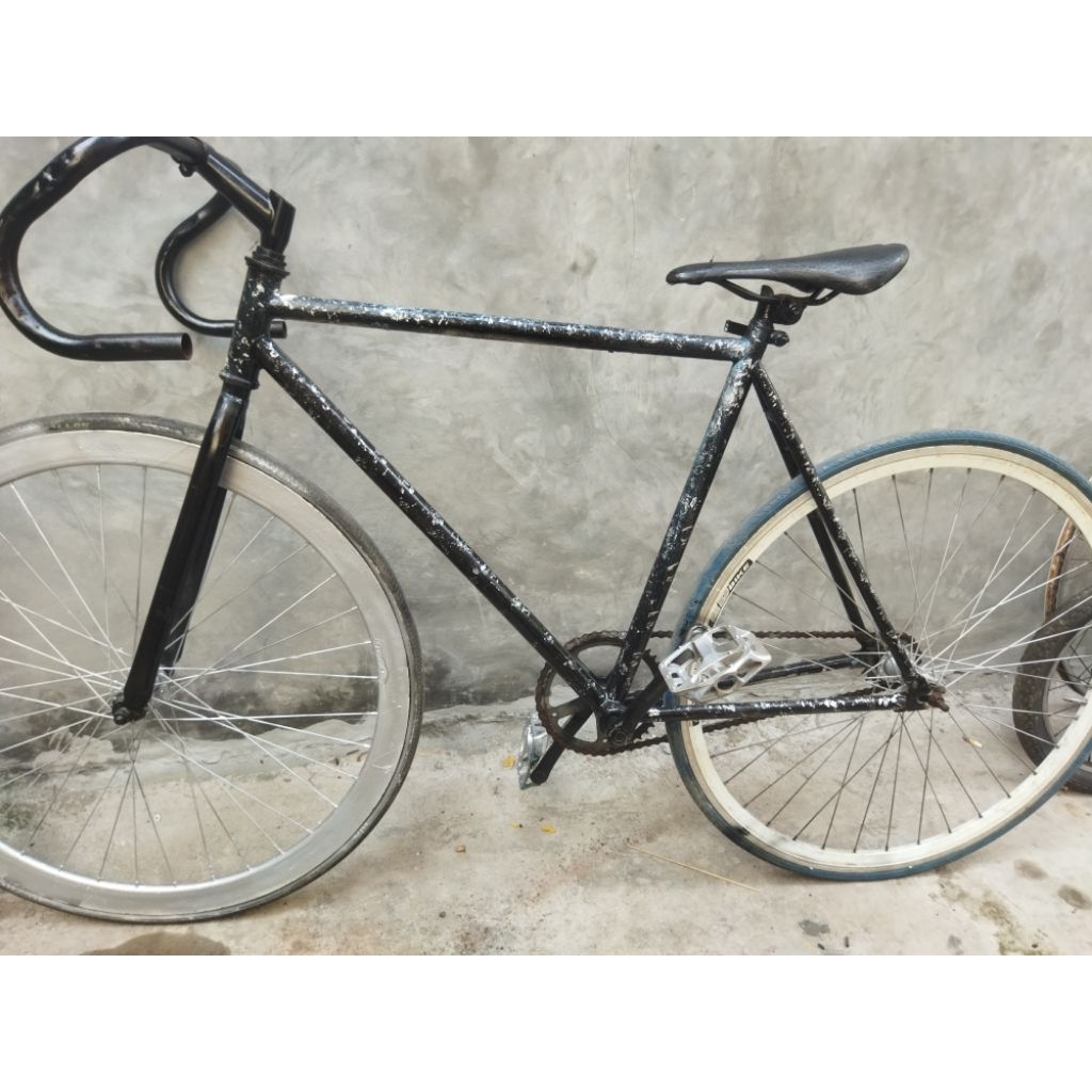 sepeda fixie 28" second