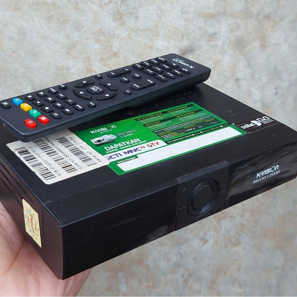 Receiver parabola Kvision bromo c2000 bekas original