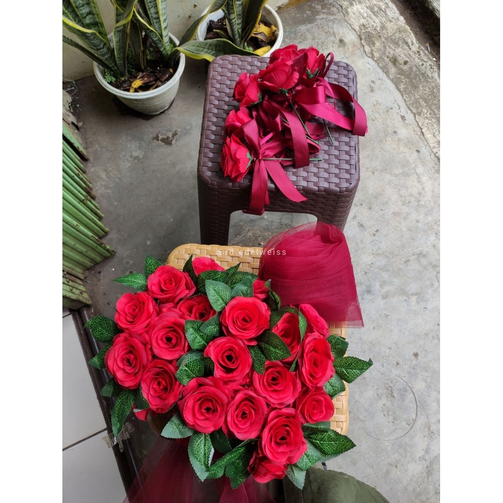 BUNGA MOBIL PENGANTIN/BUNGA/BUKET MOBIL/HIASAN MOBIL PENGANTIN