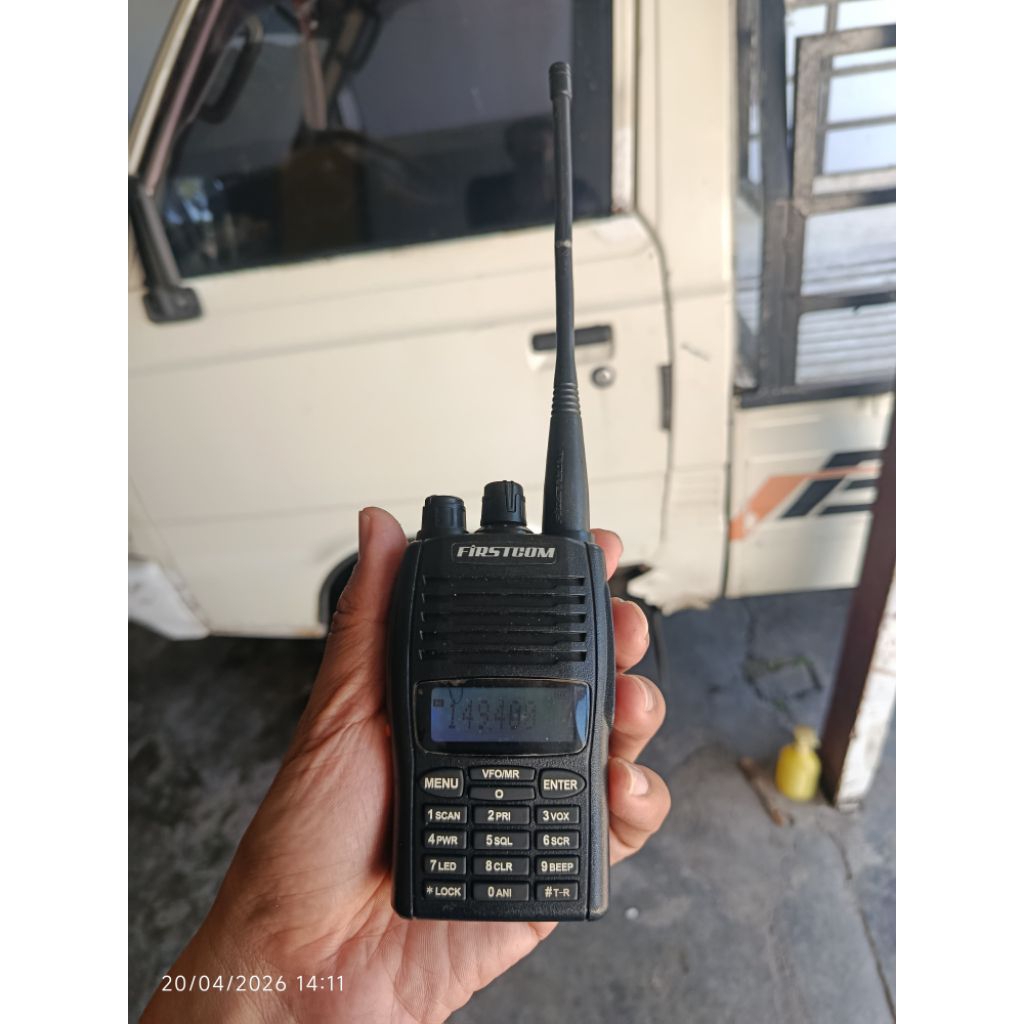 HT Handy Talky Firstcom FC135 second siap pakai normal