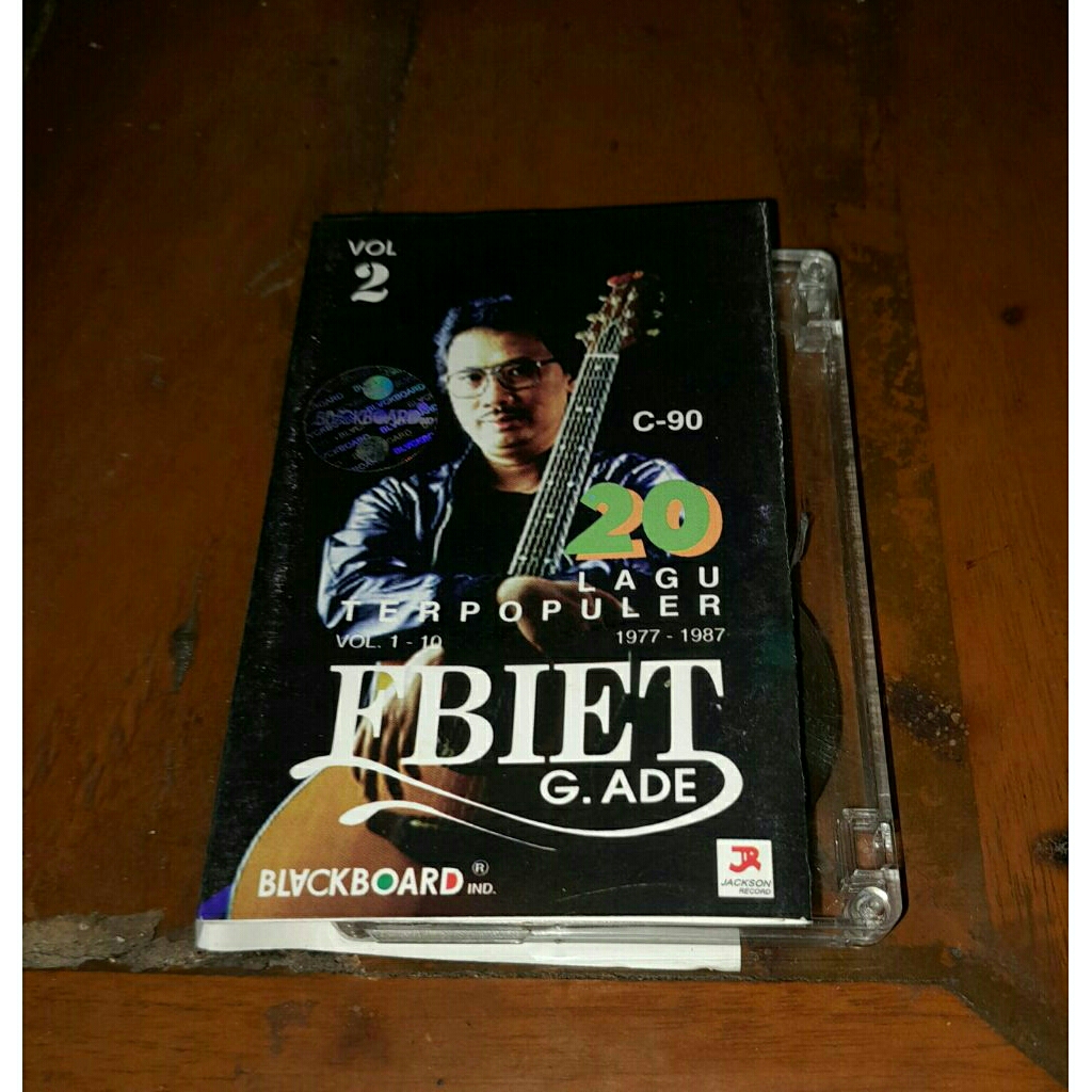 Kaset pita Ebiet g Ade 20 lagu terpopuler