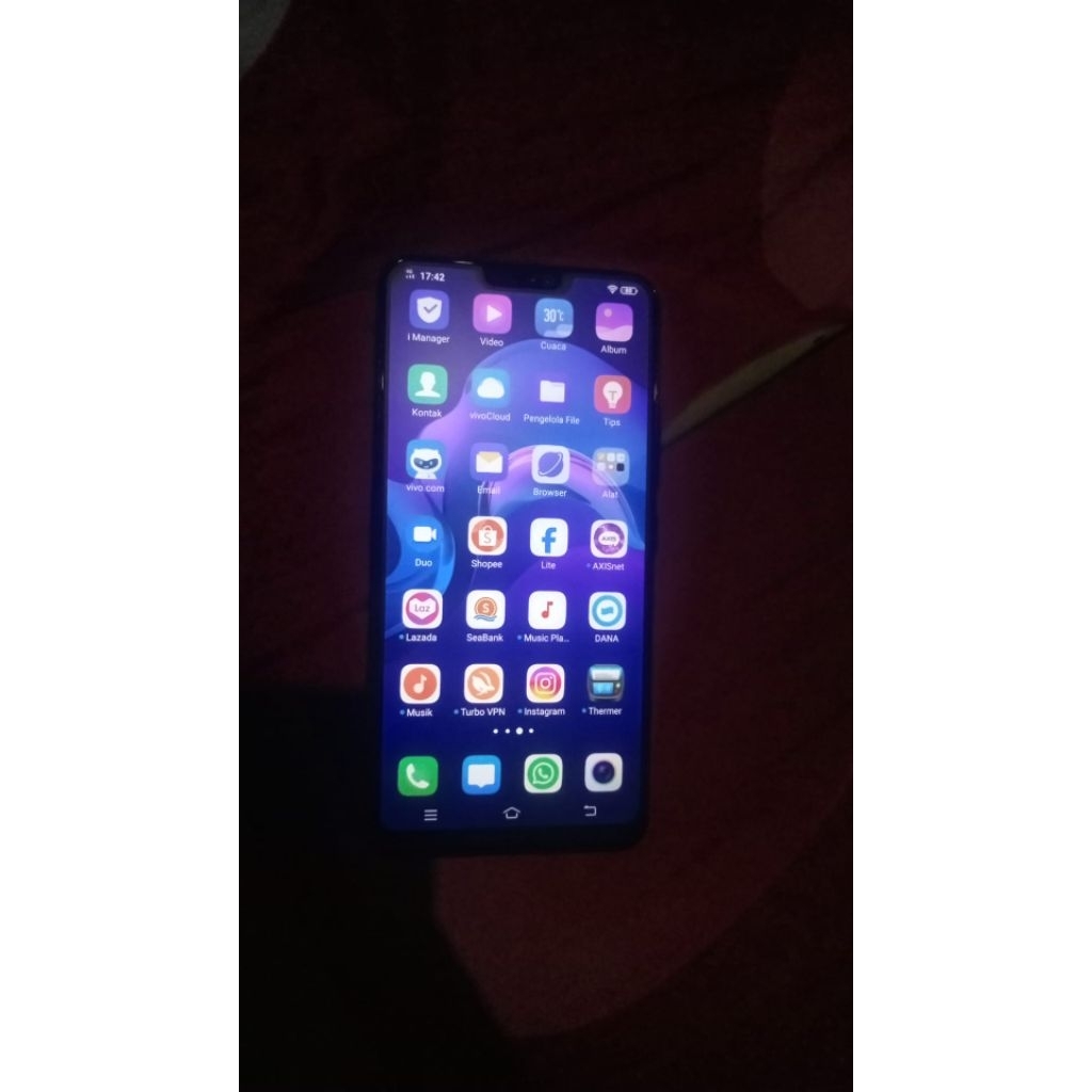 vivo v9 ram 4//64 normal