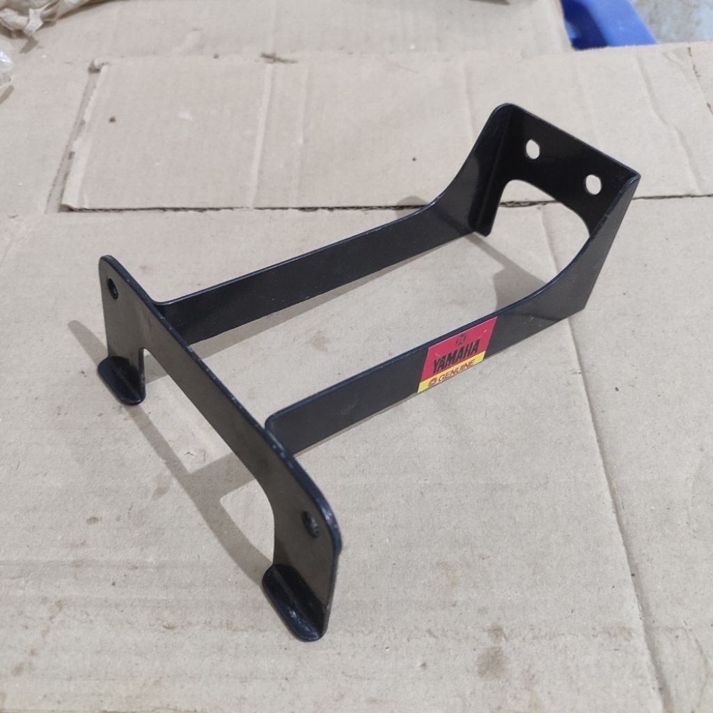 bracket braket breket dudukan pangkon plat nomor depan yamaha RXK RX-K RXS RX-S RX special RX-specia