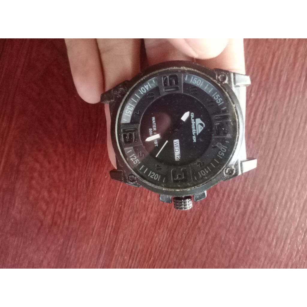 Jam tangan Quicksilver