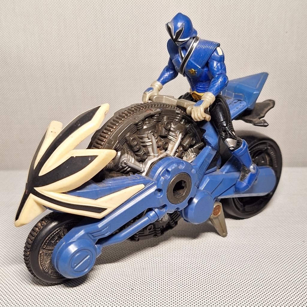 1 Set Figure Bandai - Blue Disc Cycle + Blue Ranger (Power Ranger Samurai)