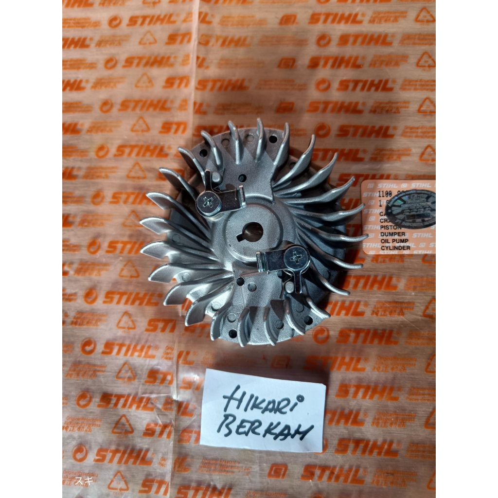 MAGNET 5200/5800 chainsaw potong kayu
