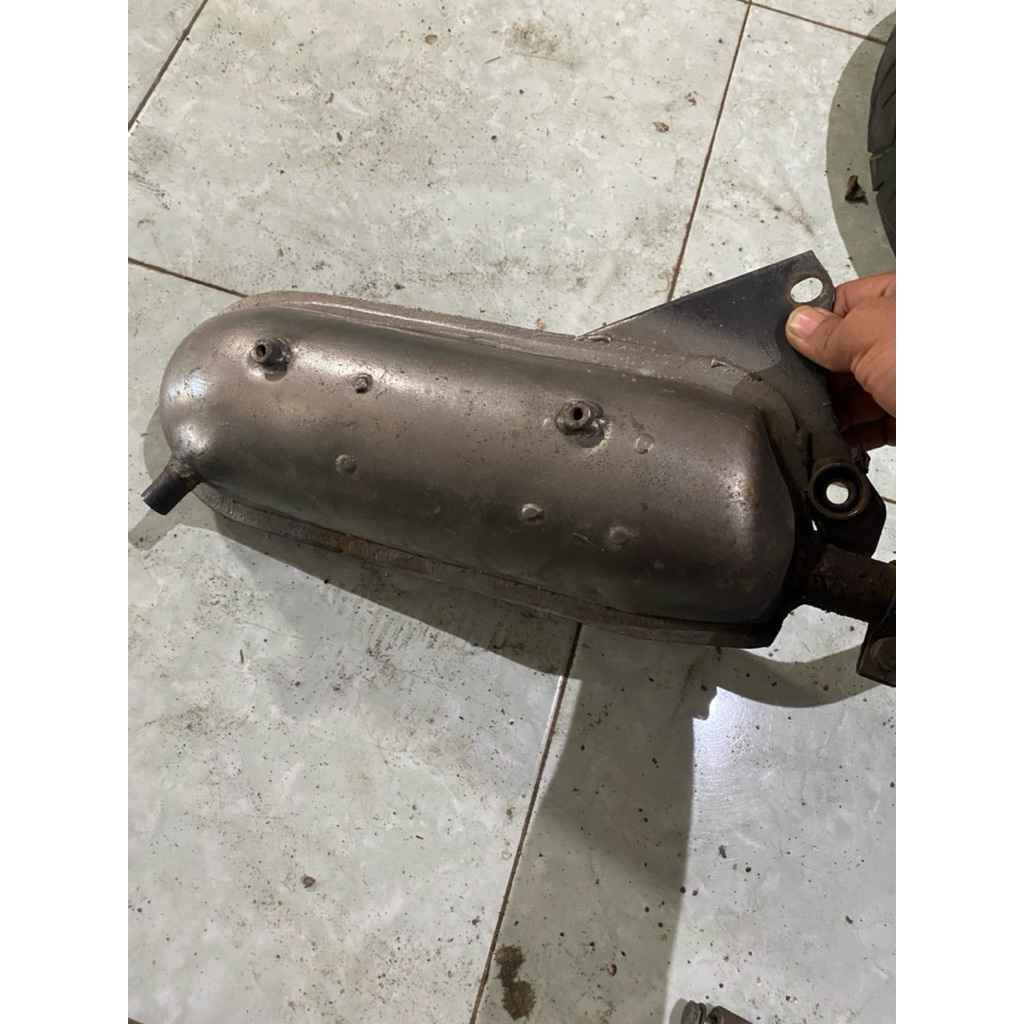 knalpot malika matic 2 tak original bawaan pabrik