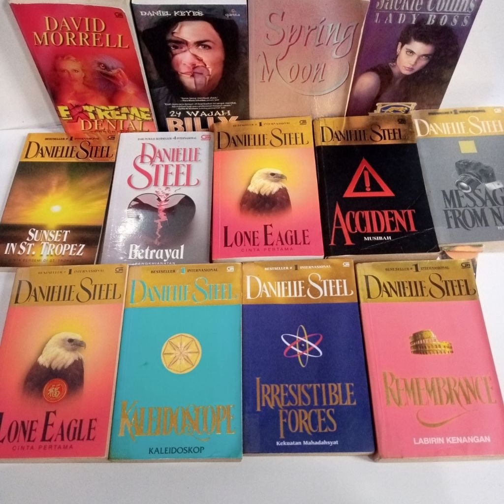 Kumpulan novel berbagai macam judul genre romance fantasy action fiction novel ukuran buku 18cm baha