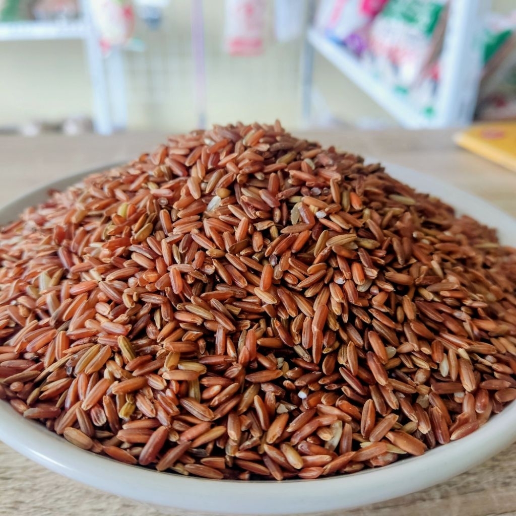Beras Merah 1kg Untuk Pakan Ternak