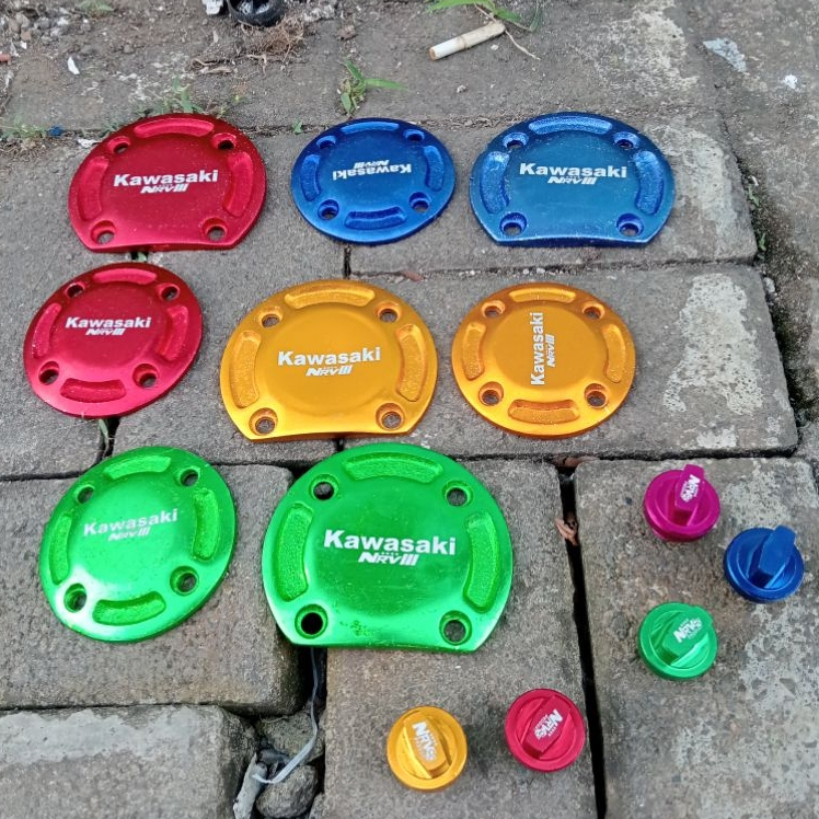 Cover Tutup mesin Ninja 2 tak (versi murah)Baut Tutup oli ninja R RR SS COD