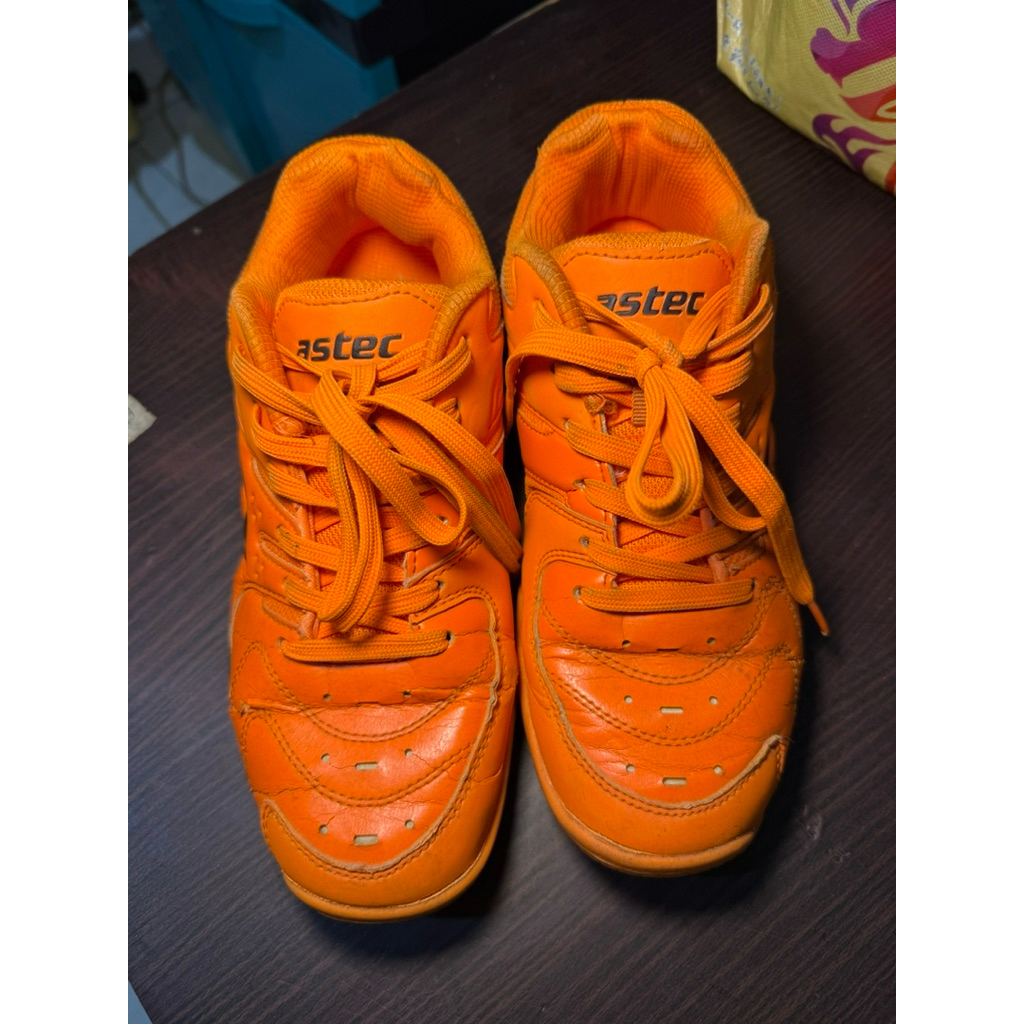 SEPATU BADMINTON ASTEC ORI MINUS