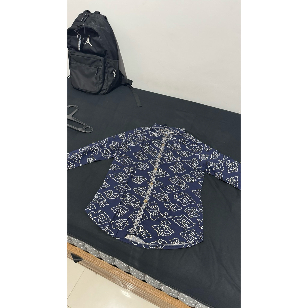 batik unisex biru navy