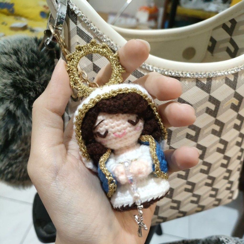 Croche Boneka rajut Bunda Maria dengan rosario crystal swarovski original