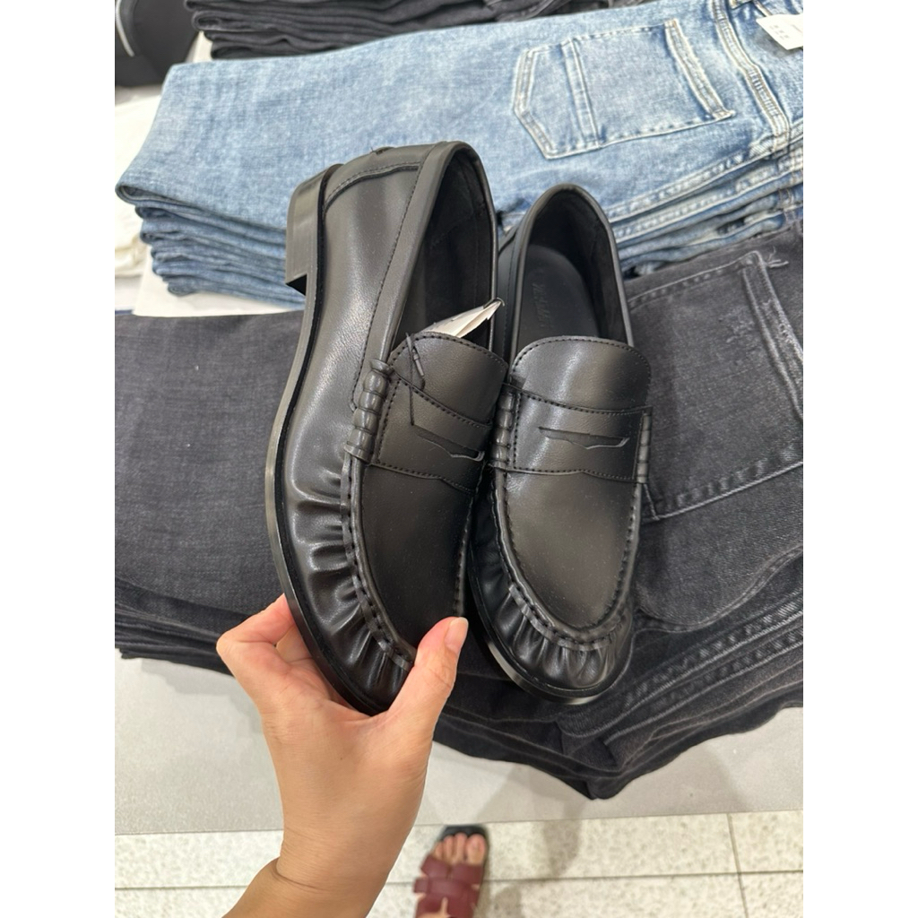 Sepatu Pria Zara
