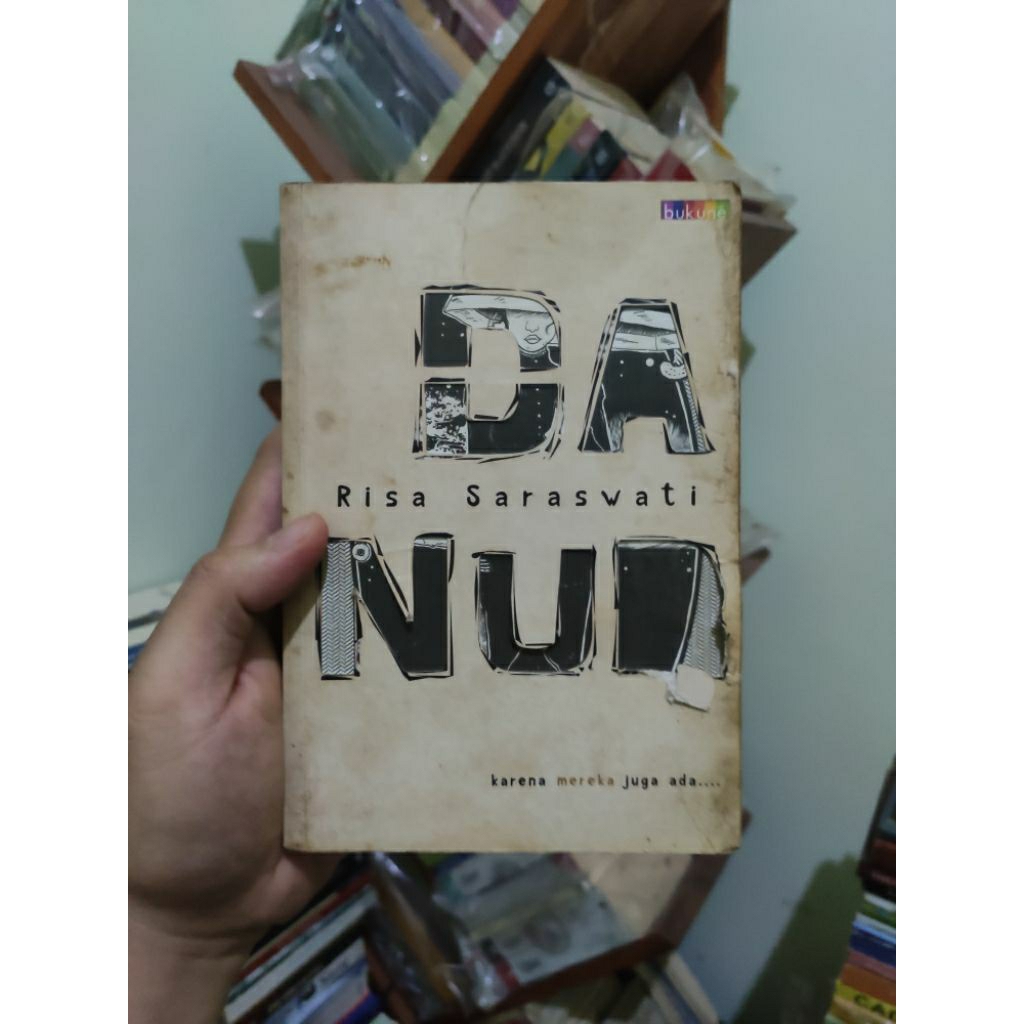 [PRELOVED ORI] Danur - Risa Saraswati Buku Bekas
