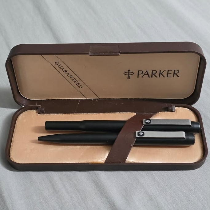 1980s Parker 25 - Fountain Pen & Ballpoint Pen Set - Black Matte