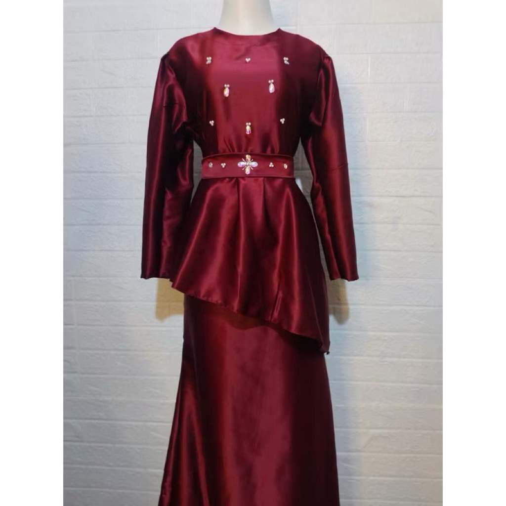 Preloved Dress Bridesmaid Maroon