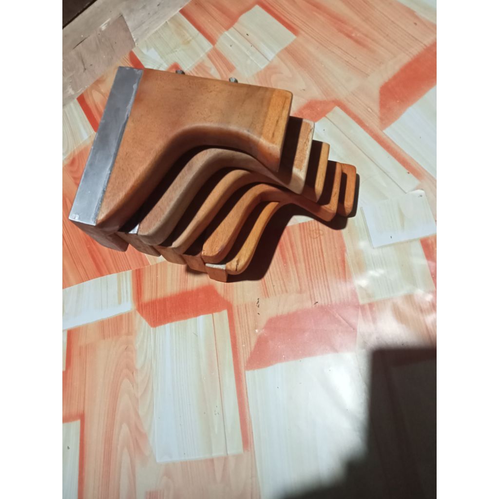 Alat potong keramik dan granit tile