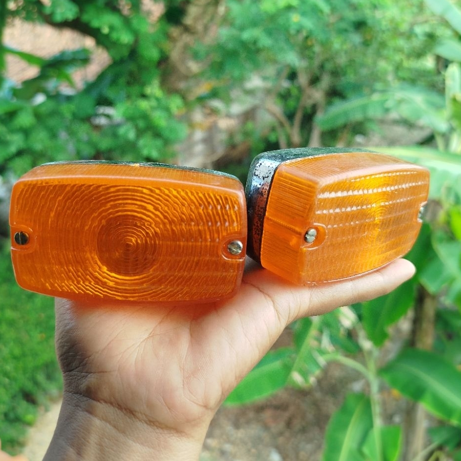 Lampu sen sein depan Suzuki FR80 FR 80 fr 70 sepasang nos