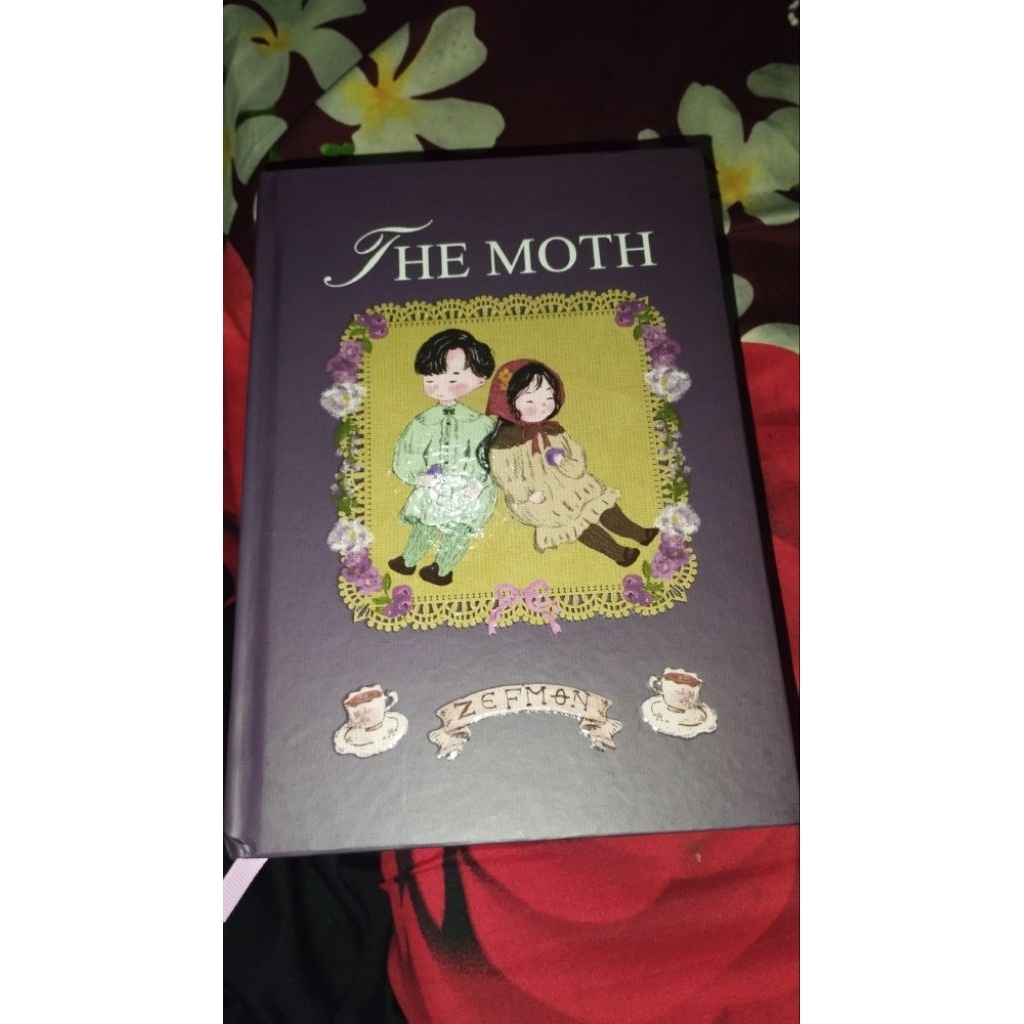 preloved novel the moth (punya orang yaa)