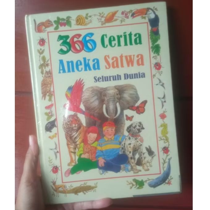 366 cerita aneka satwa seluruh dunia