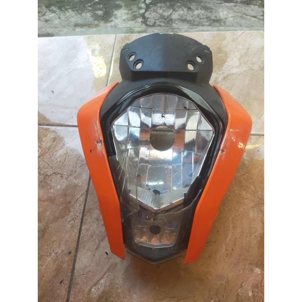 Batok kedok lampu depan headlamp depan KTM DUKE 200 KTM DUKE 250 original
