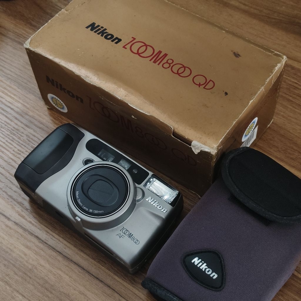 kamera analog Nikon zoom 800 QD *gambling