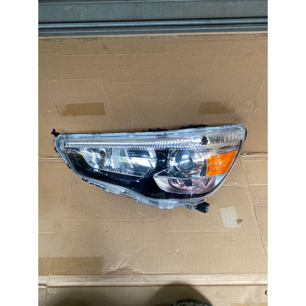 headlamp lampu depan Mitsubishi Outlander PX 2013