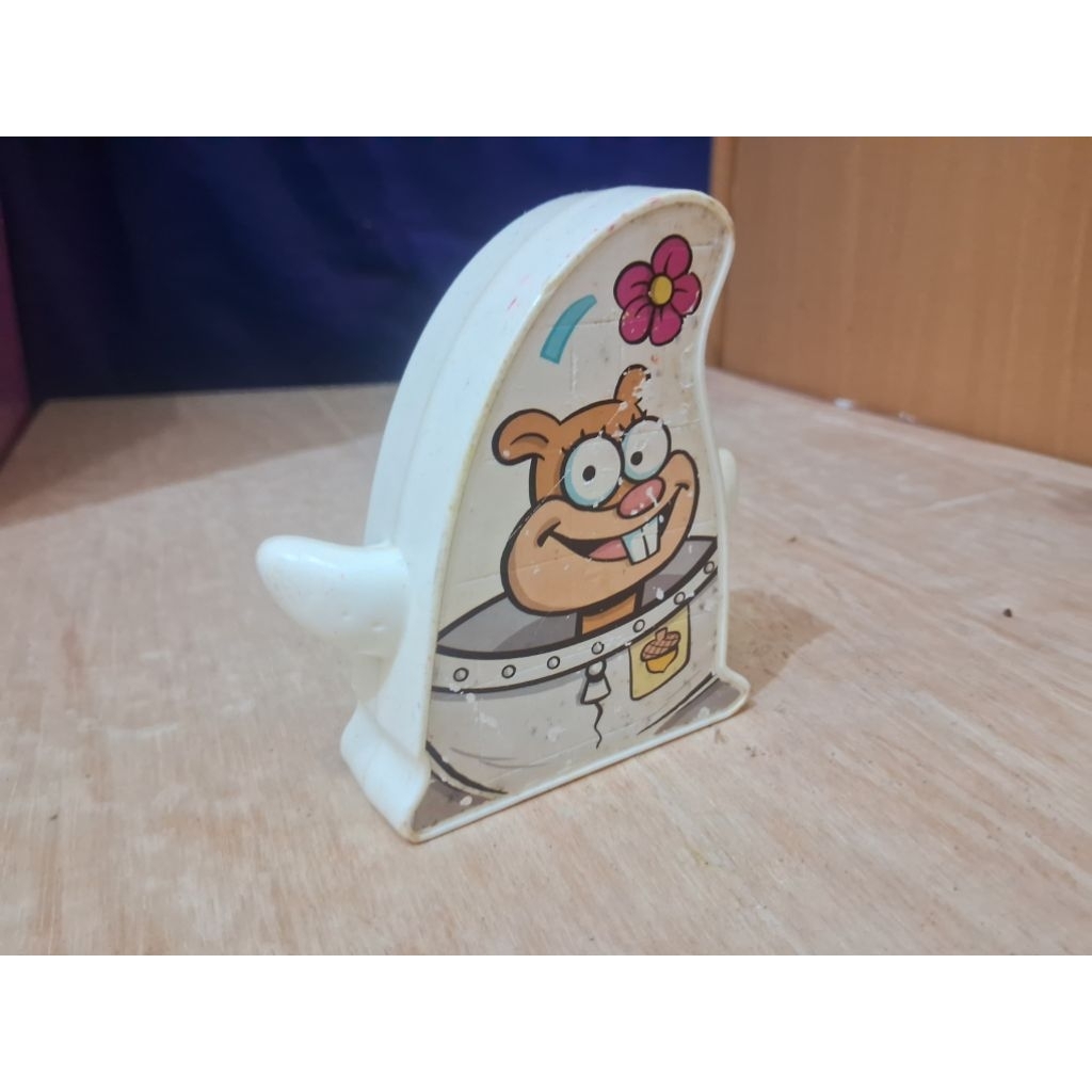 Mainan Burger King Sandy Cheeks 2018 Hadiah Burger King Spongebob