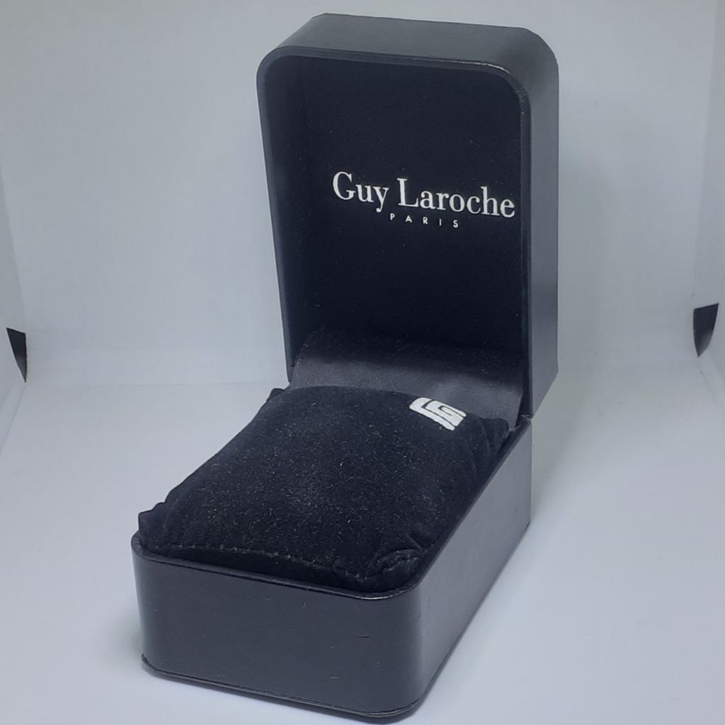 case/ tempat jam GUY LAROCHE Paris