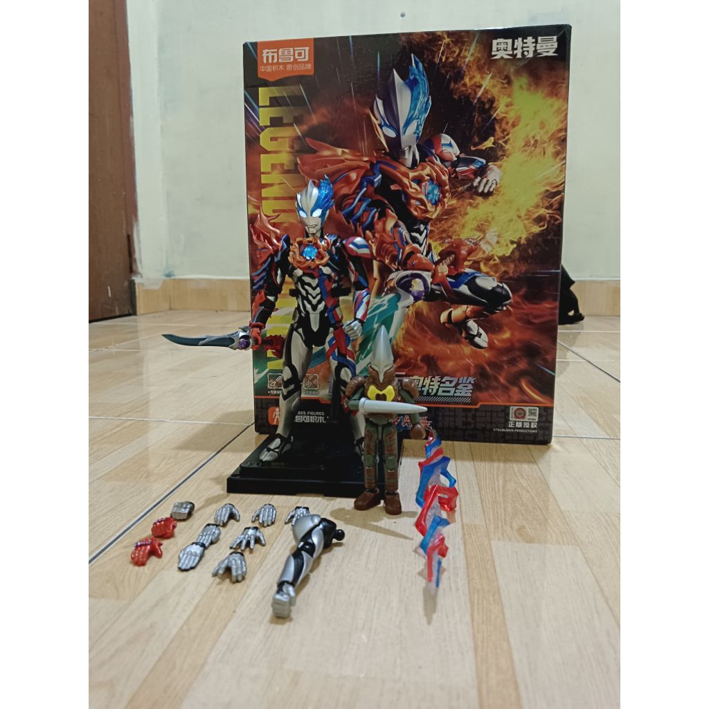 Blokees Ultraman Blazar Legend limited