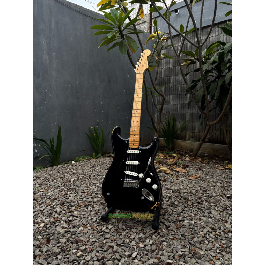 FENDER JAPAN TRADITIONAL II 50'S STRATOCASTER MAPLE FINGERBOARD BLACK | GITAR FENDER STRATOCASTER JA