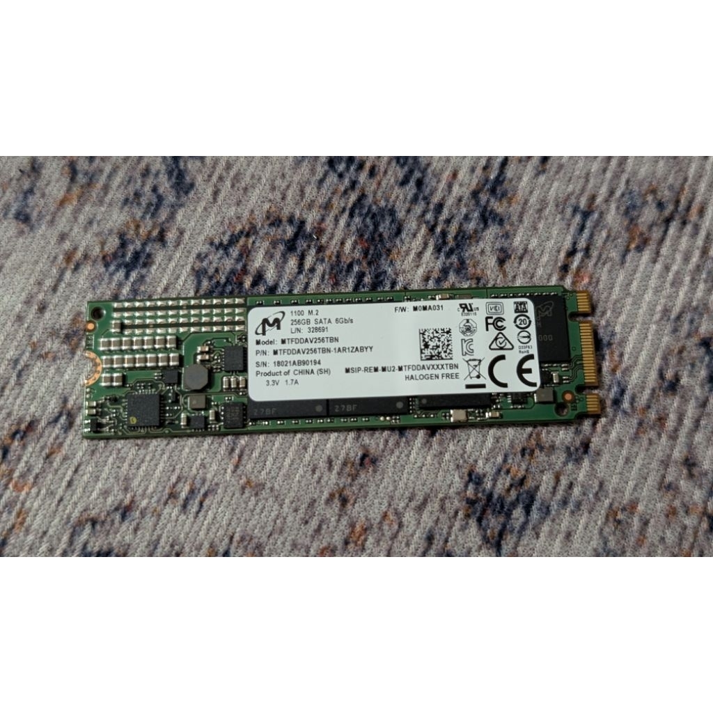 SSD 256gb Nvme merk Micron bawaan laptop