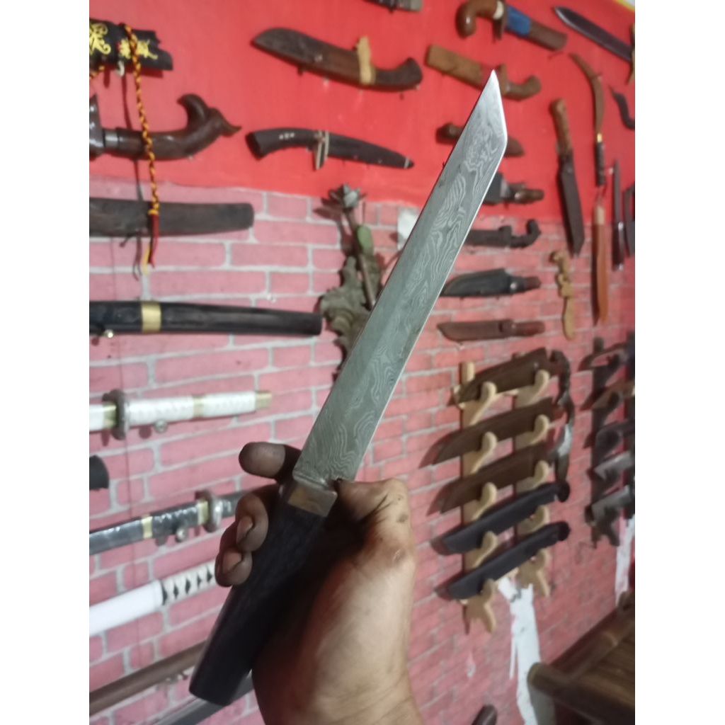 Japanese chef knife Damascus
