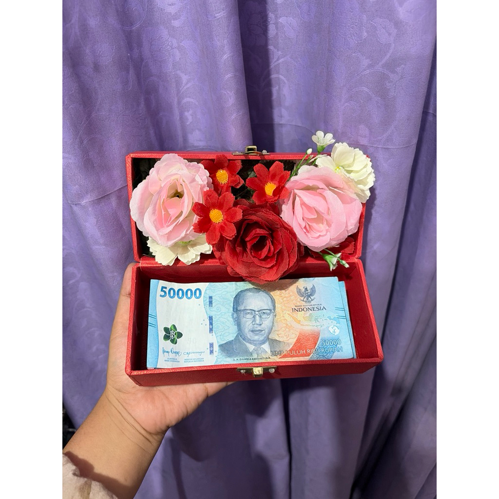 Money box / box uang hias / hadiah / seserahan / gift / kado / bisa pakai paylat ter
