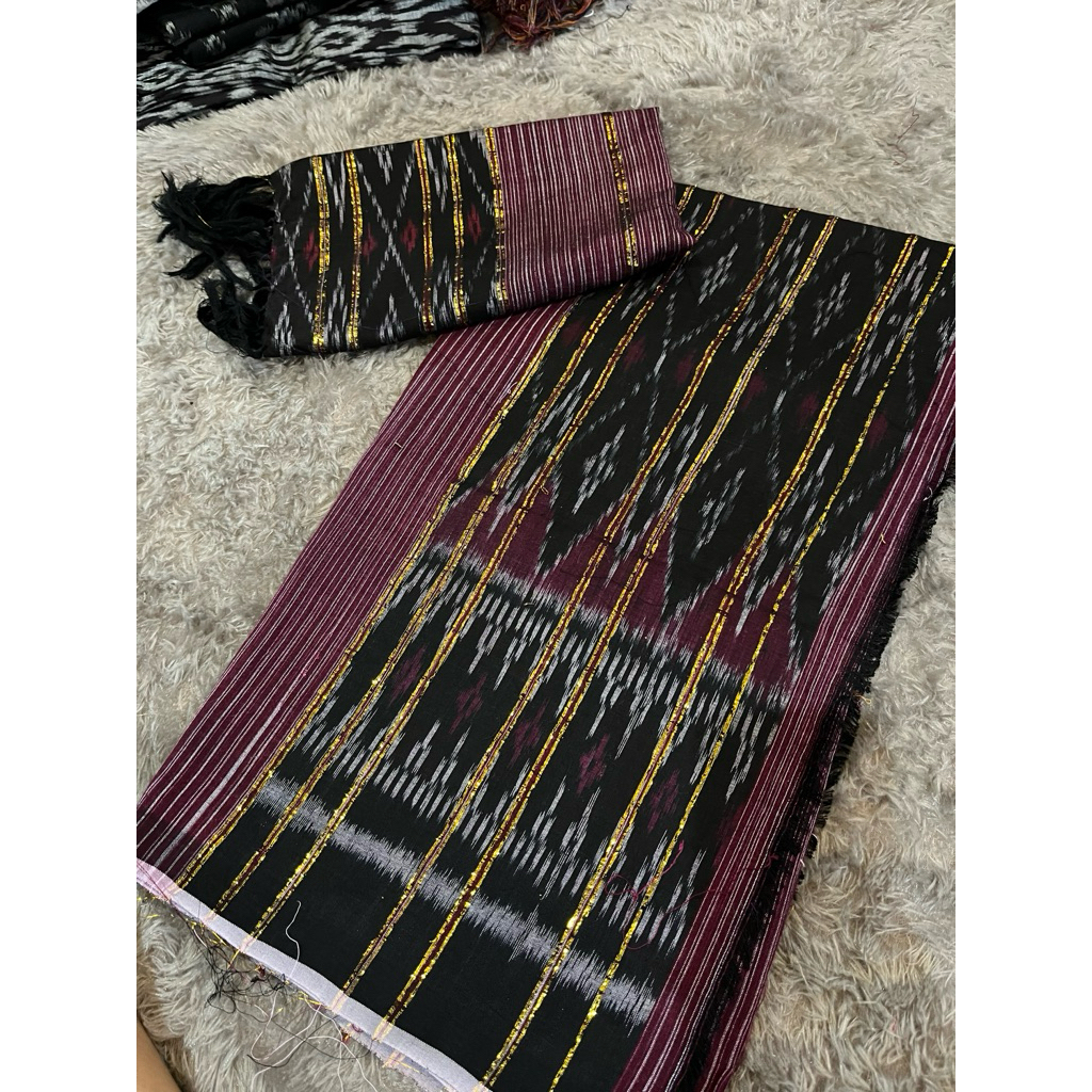 endek seseh bebali tumpal emas motif cepuk