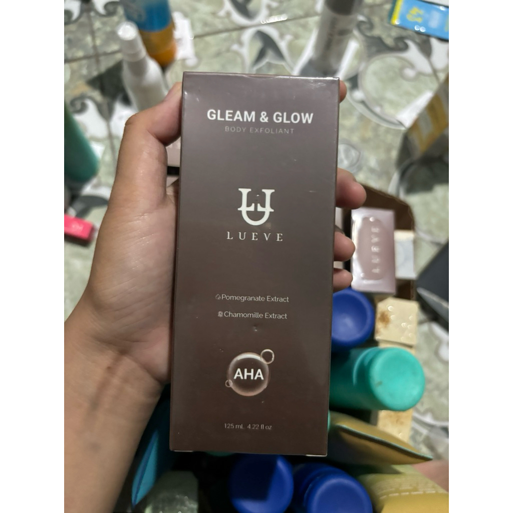 [New] Lueve Gleam & Glow Body Exfoliant 125ml | HnH Skincare Face mist Glow up Ceratoin Dewy Essence