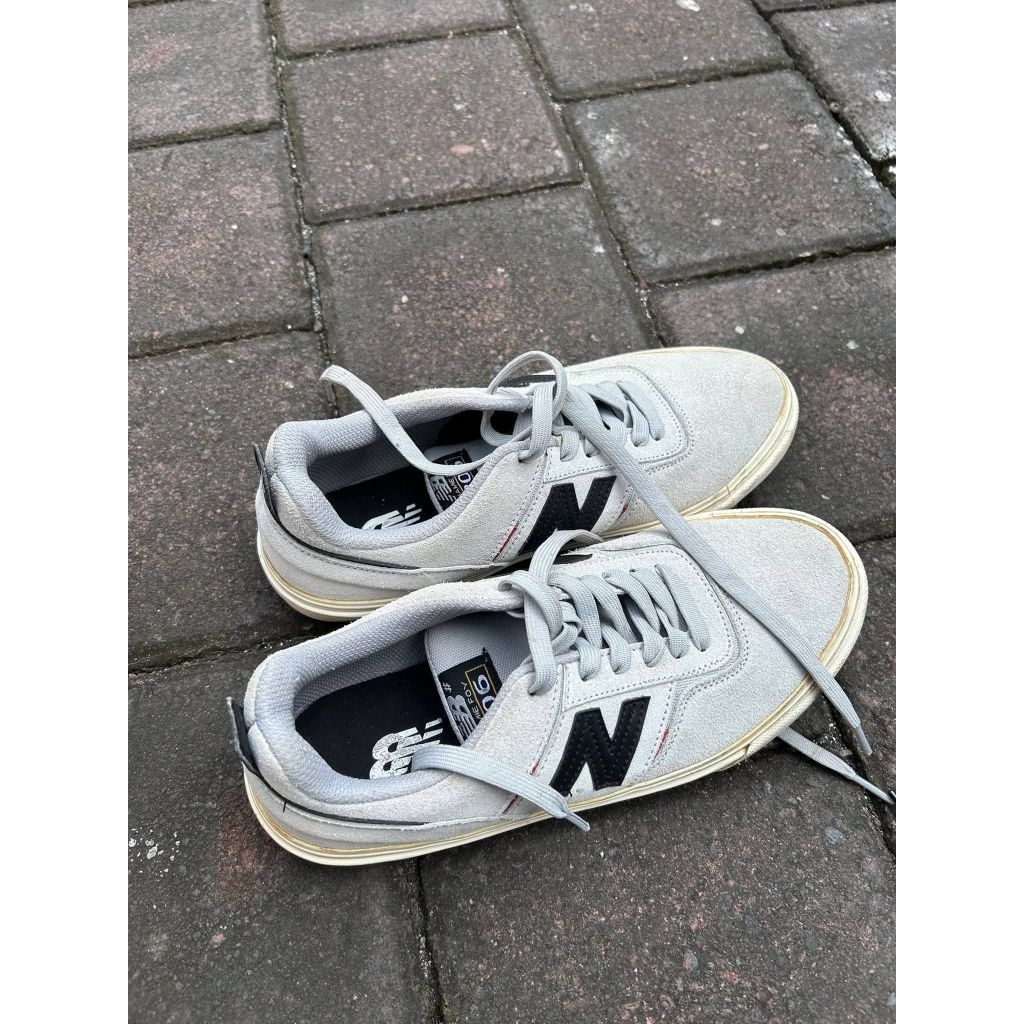 sepatu nb 306 grey