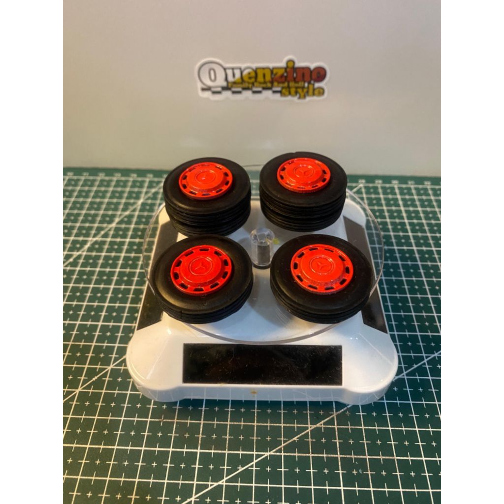 BAN KARET QIU TOYS UNTUK MINIATUR BUS RKC (MENGUNAKAN AS ASLI RKC)