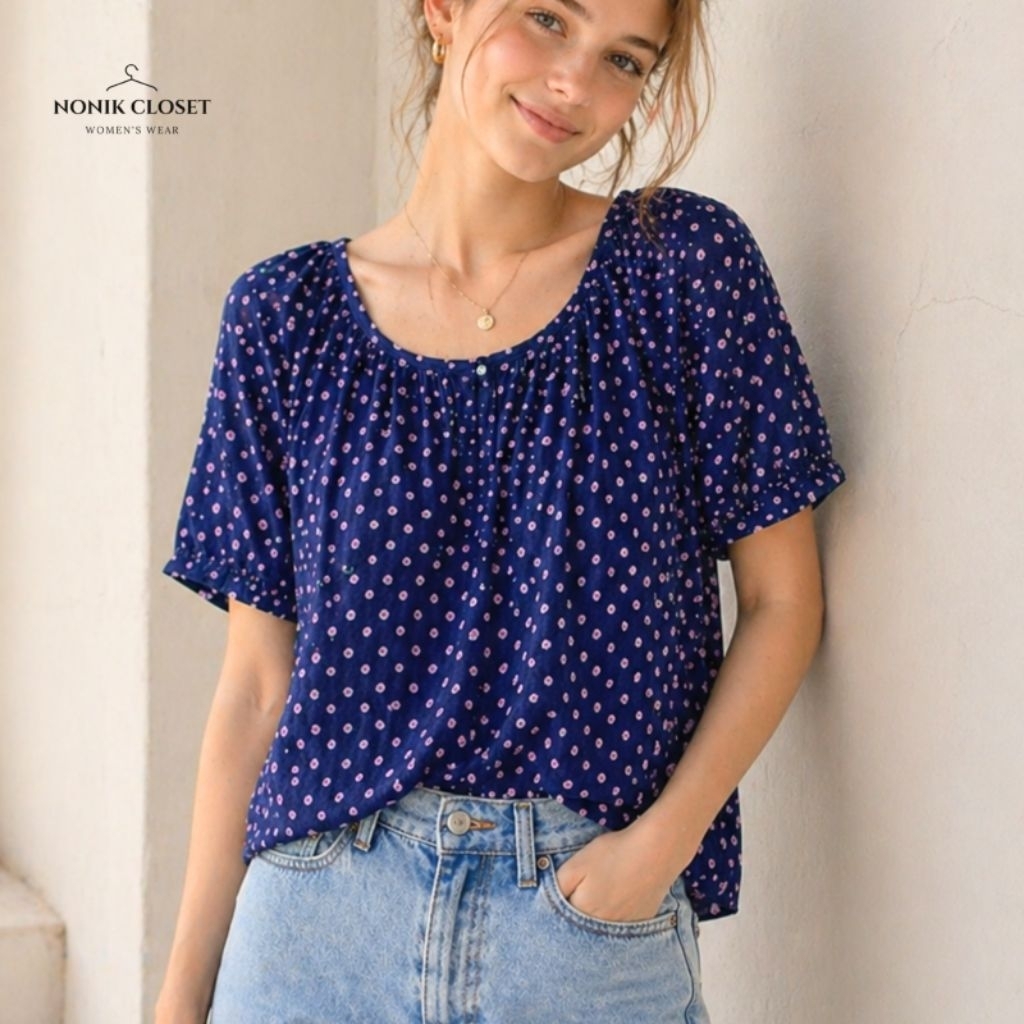 PL Blouse  Flowy Adem Abercrombie & fitch - Atasan Wanita Motif Bunga Kecil-kecil Preloved
