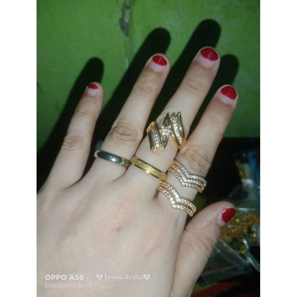 Perhiasan Cincin Anti Gatal Iritasi . Karna Terbuat Dari Uang Koin Logam Asli 500rupiah Tahun 1991-1