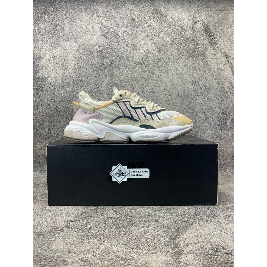 Sepatu Second Adidas  Adidas Ozweego White Purple Tin  Size 40 2/3 insole 25,5 cm   Original Guarant