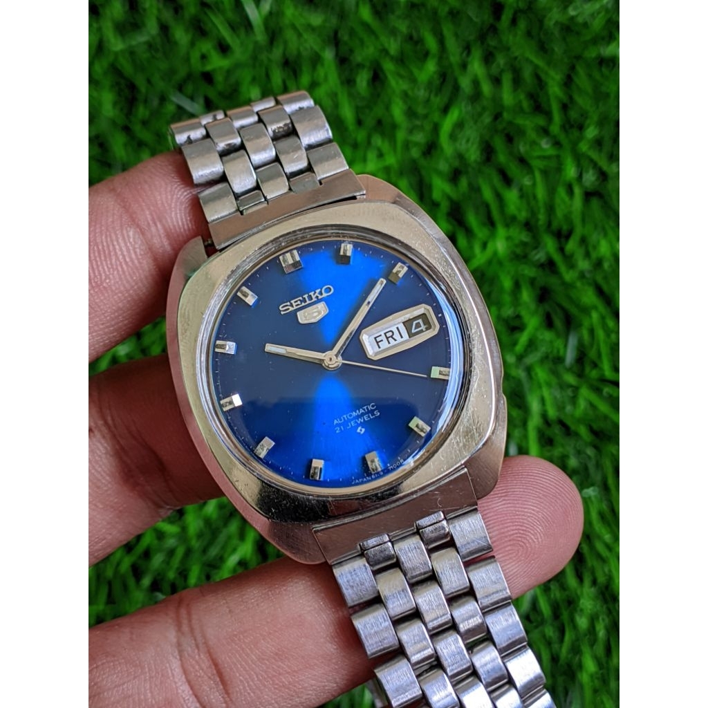 Seiko Vintage 6119 Automatic Blue Sunburts Dial