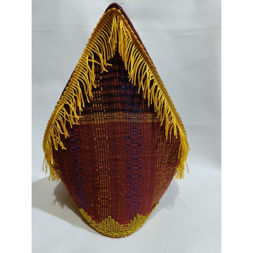 Topi ragi hotang Aksesoris pria adat Batak toba