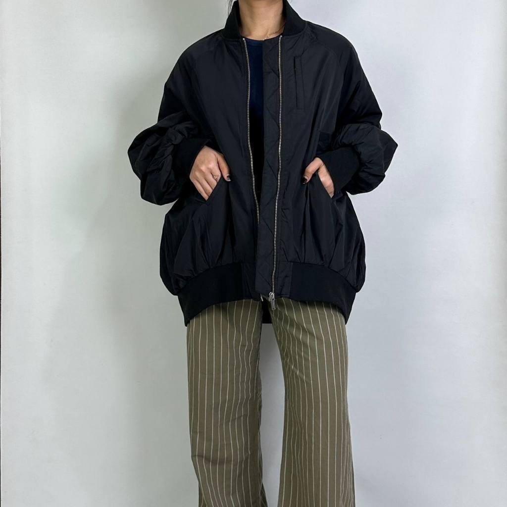 jaket wanita Gu X Undercover size XL (seperti baru) 100% original 040526H