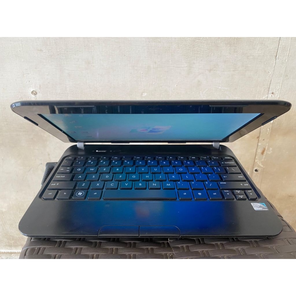JUAL NOTEBOOK HP MINI200 INTEL ATOM RAM2GB HDD320GB BERGARANSI