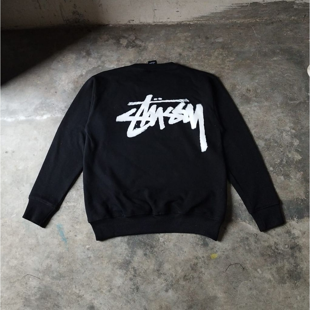 crewneck.stussy