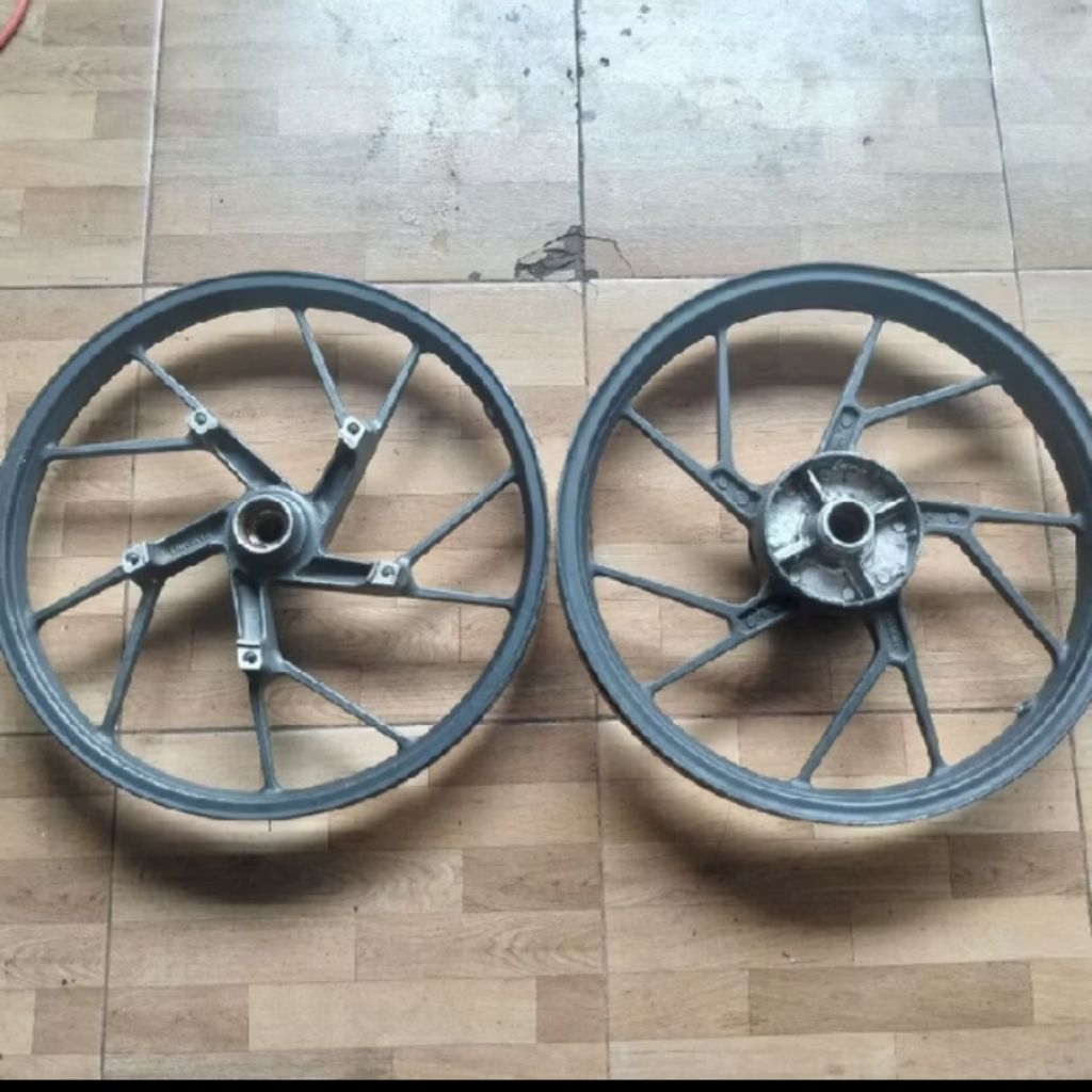 VELG SATRIA F DEPAN BELAKANG VELG FU DEPAN BELAKANG PELEK  FU SATRIA PELEK SATRIA ORIGINAL COPOTAN